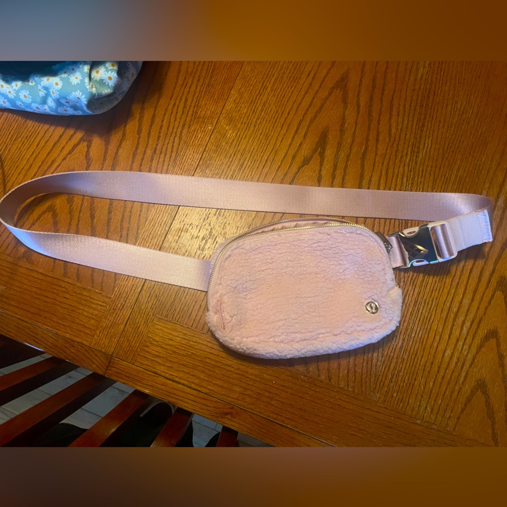 Lululemon Fuzzy Beltbag